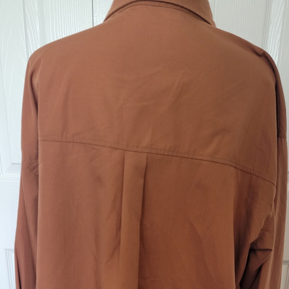 NWT. Women's Wishlist apparel Brown Long Sleeve button down shirt size Large - Picture 3 of 8